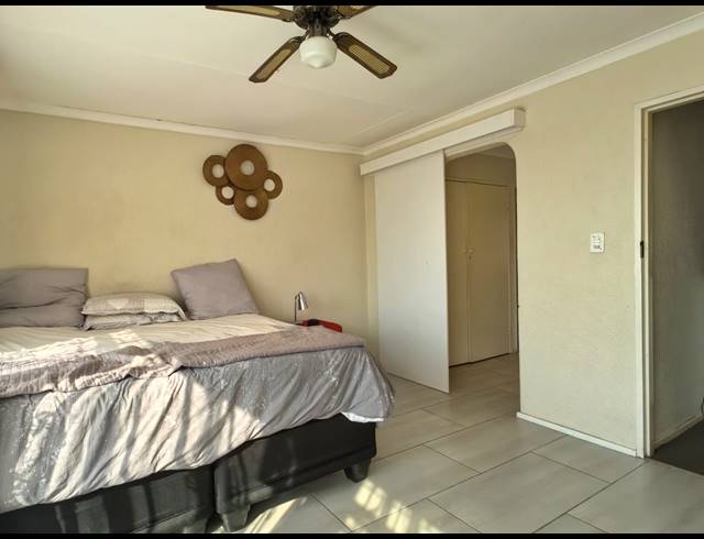 2 BEDROOM DUPLEX FOR SALE IN BLACKHEATH